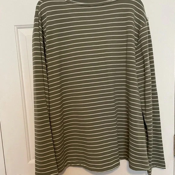 NWT XL Apt9 Green/White Striped Top - Picture 3 of 5